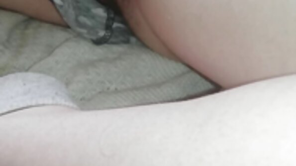 બ્રેઇડેડ પિગટેલ્સમાં નિર્દોષ છોકરી તદ્દન ત્રીપલ એક્સ વીડીયો સેકસી ગુદા વાહિયાત સ્લટ છે